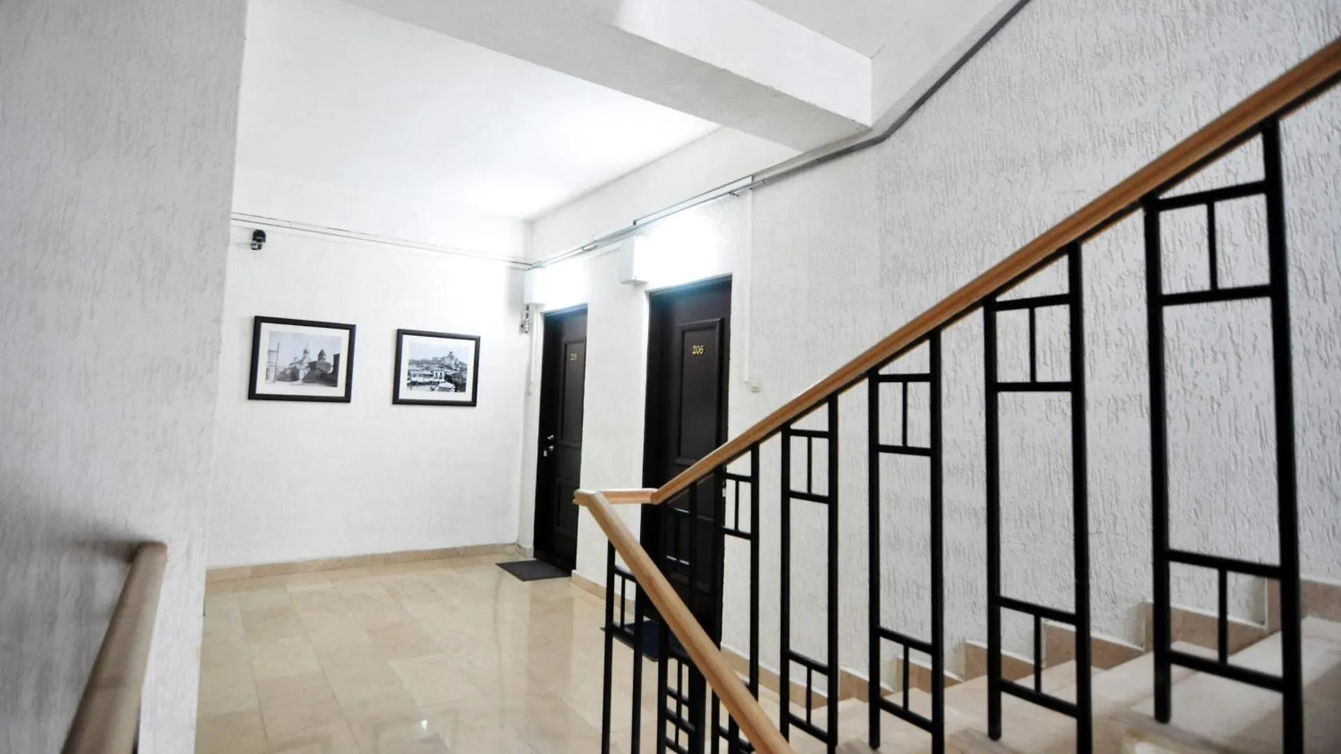 Apartment Accommodation In The Heart Of Tbilisi