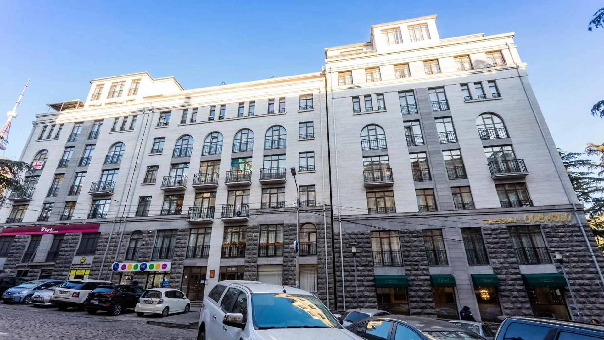 Accommodation In The Heart Of Tbilisi Apartment